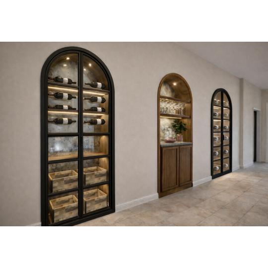 folyoso bepitett szekreny borospince bortarolo bortarto vitrin rusztikus falba kialakitott polc.jpg